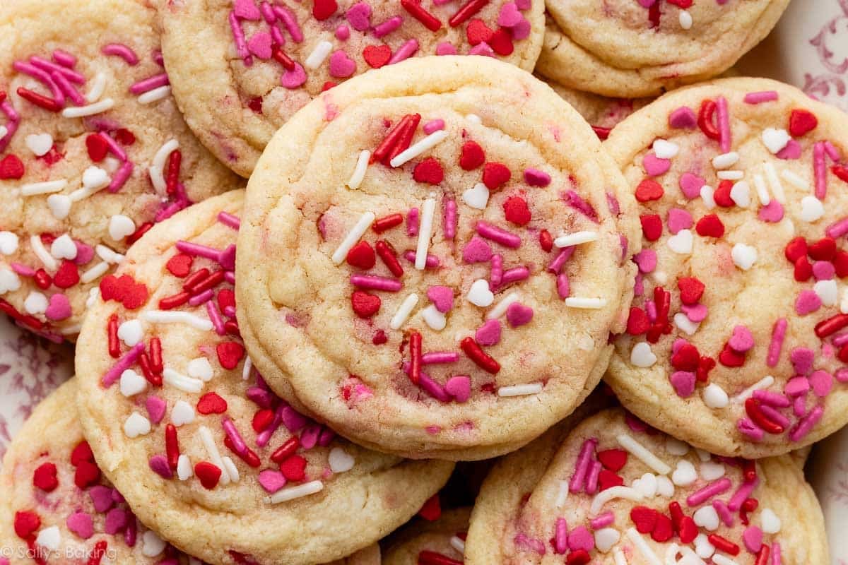 Ultimate Valentine's Day Desserts: Cakes, Cookies & More